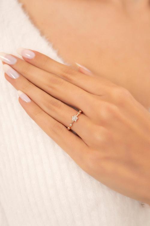 Minimal Yıldız Motifli 14 K Rose Gold Kaplama Ayarlanabilir Kadın Yüzük