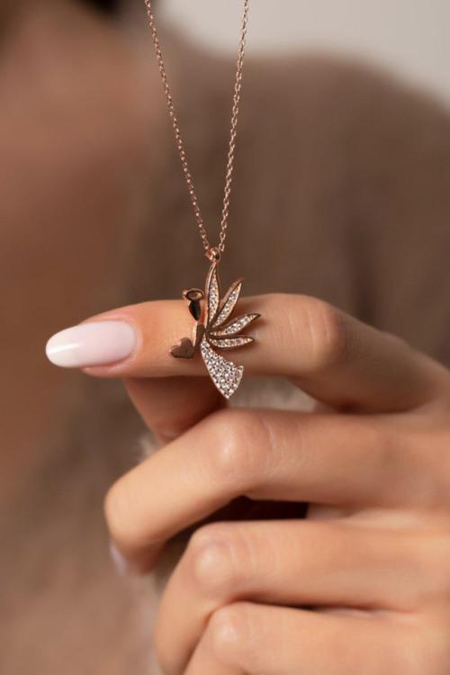 Kalp Tutan Melek 14k Rose Gold Kaplama Kadın Kolye