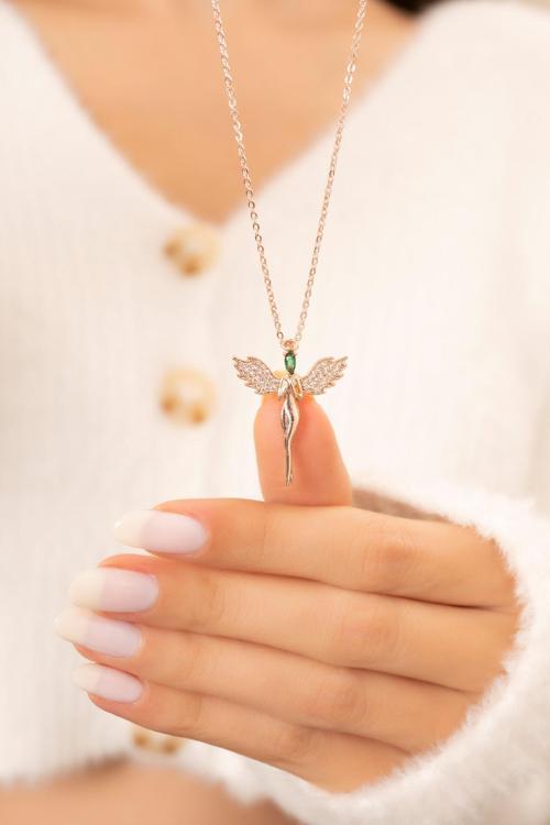 Kanatlı Melek Yeşil Taşlı 14k Rose Gold Kaplama Kadın Kolye