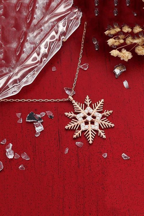 Kar Tanesi Motifli 14 K Rose Gold Kaplama Kadın Kolye