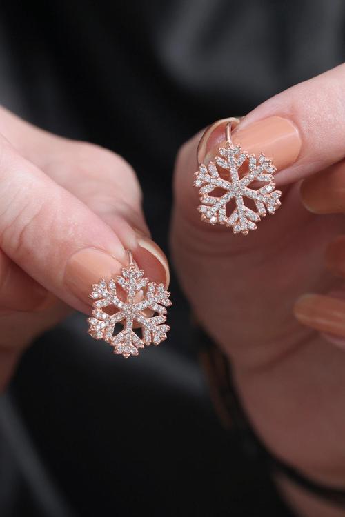 Kar Tanesi Beyaz Taşlı 14 K Rose Altın Kaplama Kadın Küpe