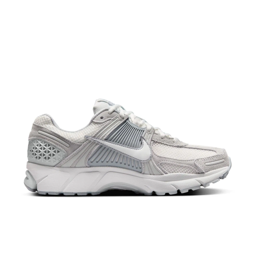 Zoom Vomero 5 Kadın Beyaz Sneaker