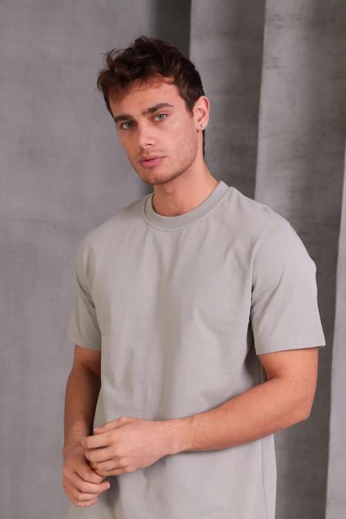 Erkek Relax Fit Bisiklet Yaka %100 Pamuk Rahat Kesim Basic Tişört