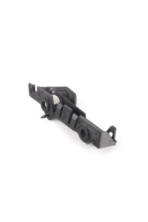 A413-1601 A4 2013- ÖN TAMPON BRAKETİ SAĞ OEM No: 8K0807284E