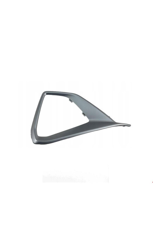 Q222-1704 AUDİ Q2 2022- ÖN TAMPON SİS KAP. SAĞ (S-LİNE) UYUMLU OEM NO: 81A853054B TB2