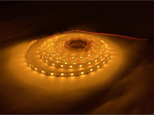 3 Çipli Şerit Led 5 Metre Amber Dekoratif Aydınlatma