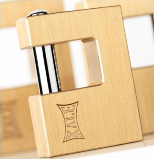 Yatay Pirinç Asma Kilit Sarı 70 Mm