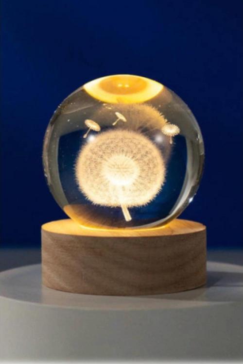 Dekoratif Karahindiba Tasarımlı Ahşap Altlıklı Işıklı Cam Küre Büyük Boy Cam:8cm Ahşap:2cm