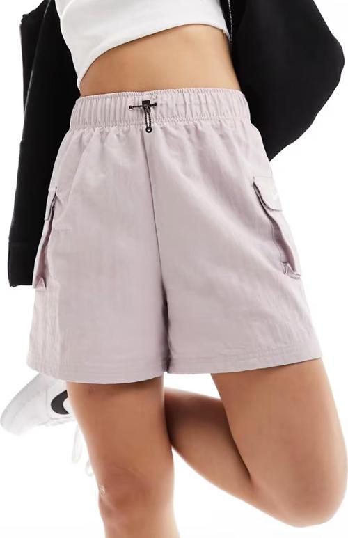 Sportswear Essential Woven High Rise Loose Fit Cargo Short Kadın Dokuma Bol Kesim Kargo Cepli Şort Lila