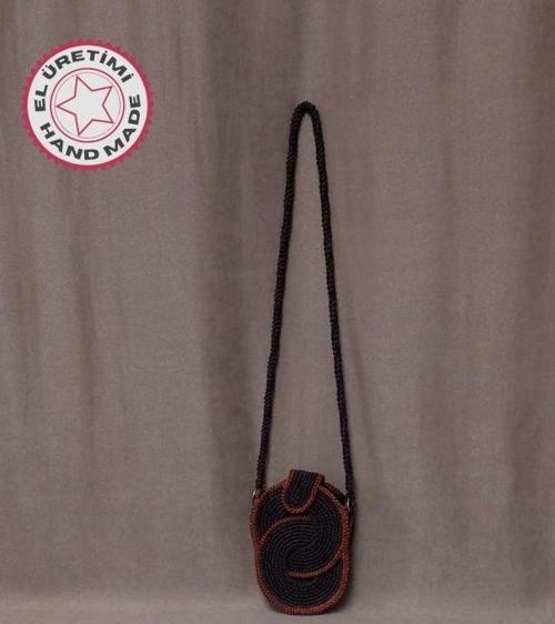 - Volkan 4975 4037 El Yapımı Şık Tasarım Makrome İp Omuz Çantası