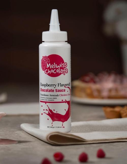 Frambuaz Aromalı Çikolata Sosu 330 g - Waffle Pankek Sosu