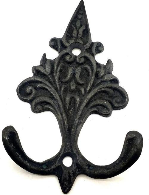 Antika Tarz Dekoratif Pirinç Çam Figürlü Askı - 98x57 Mm, Oksit