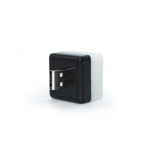 Işıklı USB Çoklayıcı Beyaz Işıklı