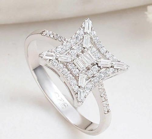 Gümüş Kare Zirkon Taşlı Kadın Yüzük