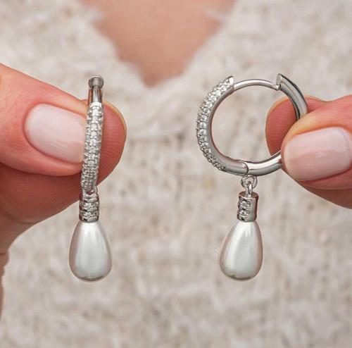 Gümüş Zirkon Taşlı Sallantılı Damla İnci Küpe