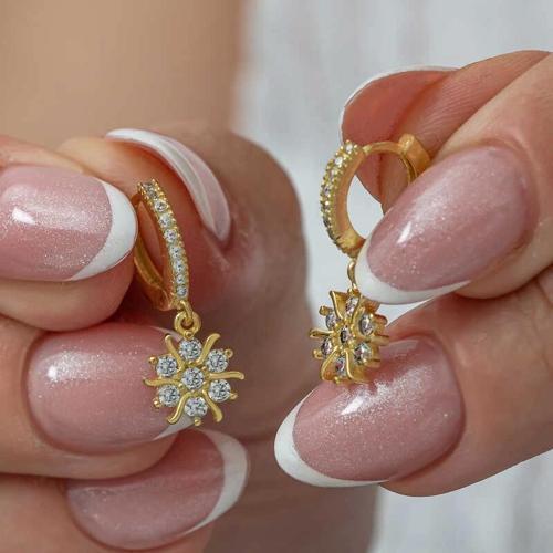 Gümüş Gold Sallantılı Güneş Kadın Küpe