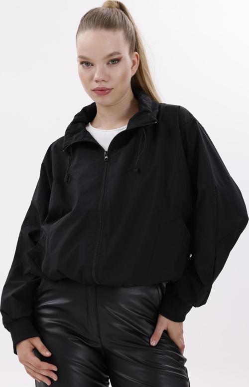 Kadın Dik Yaka Su ve Rüzgar Geçirmez Oversize Crop Mevsimlik Yağmurluk Rüzgarlık