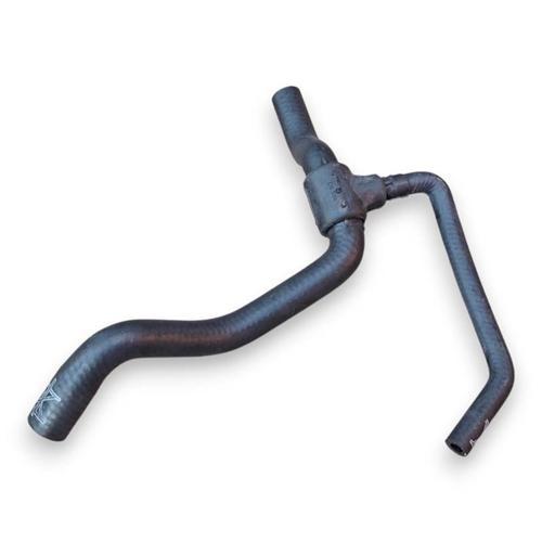 VW Passat B5.5 2001-2005 1.6 ALZ Motor Üst Dağıtıcı Hortum 06B121058BH