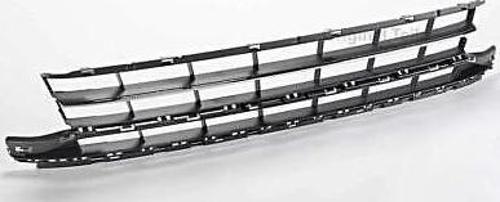 Vw Passat 2013- Tampon Panjurusı Orta Sıyah (Oem No:3G0853671D)