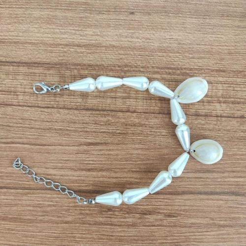Doğal Deniz Kabuğu (Cowrie) ve İnci Görünümlü Boncuk Bileklik - 576