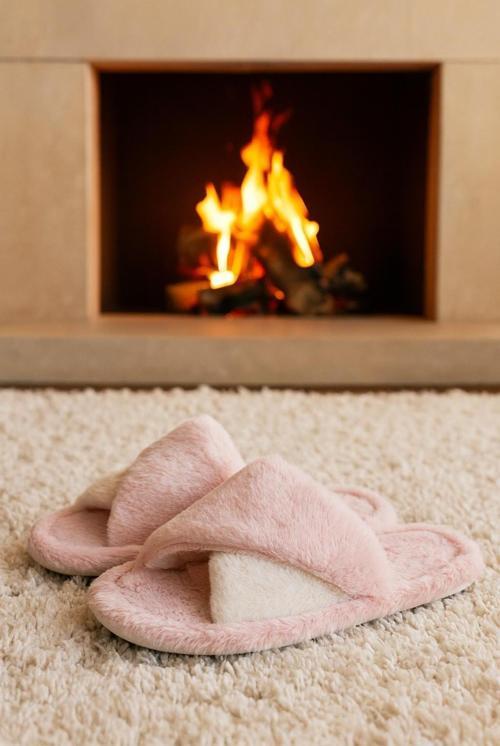 SOFTIE Çapraz Kadın Ev Terliği Kışlık Terlik Sessiz Taban