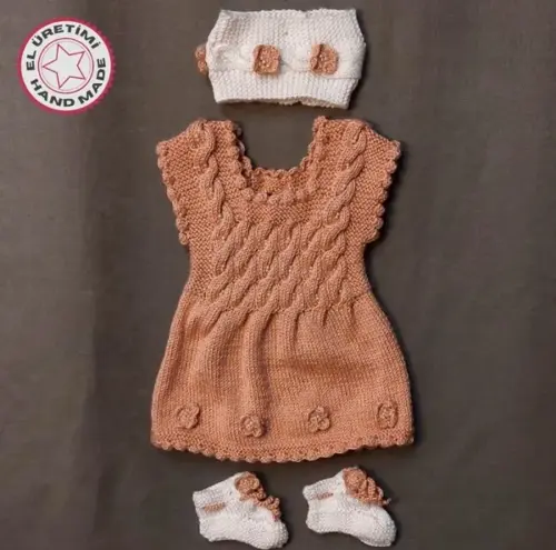 - Talia 8659 5678 El Örgüsü Kız Çocuk Elbise - Bandana - Patik Üçlü Takım - 6 / 9 Ay