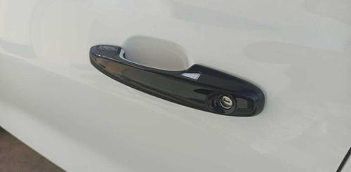 Ford Focus 2019+ Kapı Kolu Piano Black (SMART KEY)