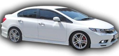 Honda Civic 2012 Özel Tasarım Yan Marşpiyel Boyalı