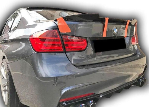 Bmw F30 Yarasa Kanat Spoiler Boyalı