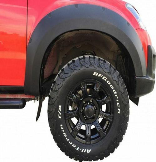 Isuzu D-Max 4X4 2012 Çıkıntılı Civatasız Çamurluk Kaplama Dodik