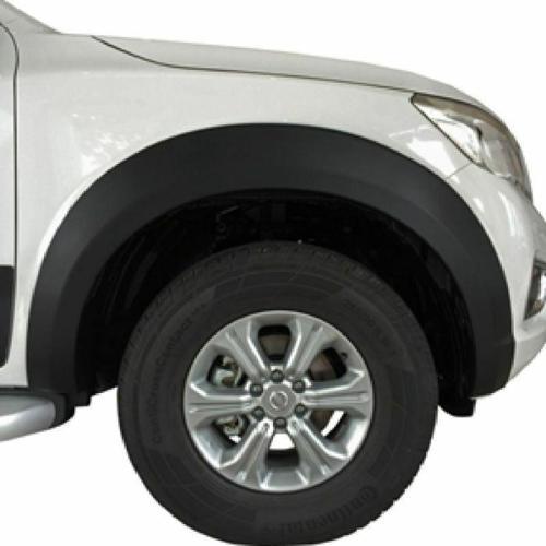 Nissan Navara NP300 2016 Çamurluk Kaplama Dodik Tek Depo