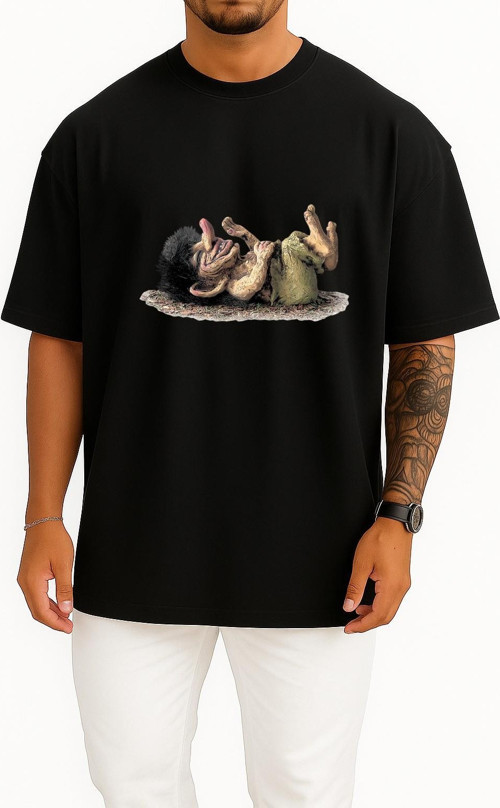 Oversize Troll Norway Norse Mythology Norwegian Gnome Göğüs Tasarımlı Unisex T-Shirt