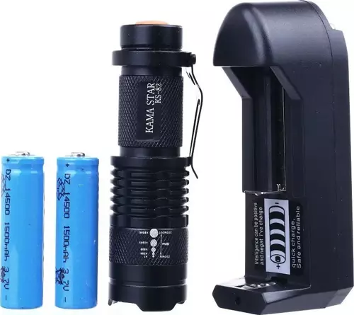 Zoomlu Şarjlı El Feneri KM-82