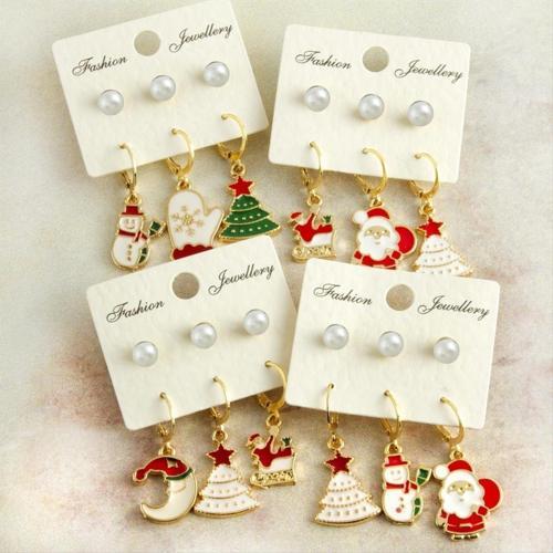 Kampanyalı Yılbaşı Temalı Lüx Mineli Küpe