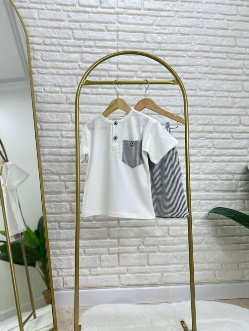 Çizgili Detaylı Çocuk Şortlu Takım – Ekru/Lacivert