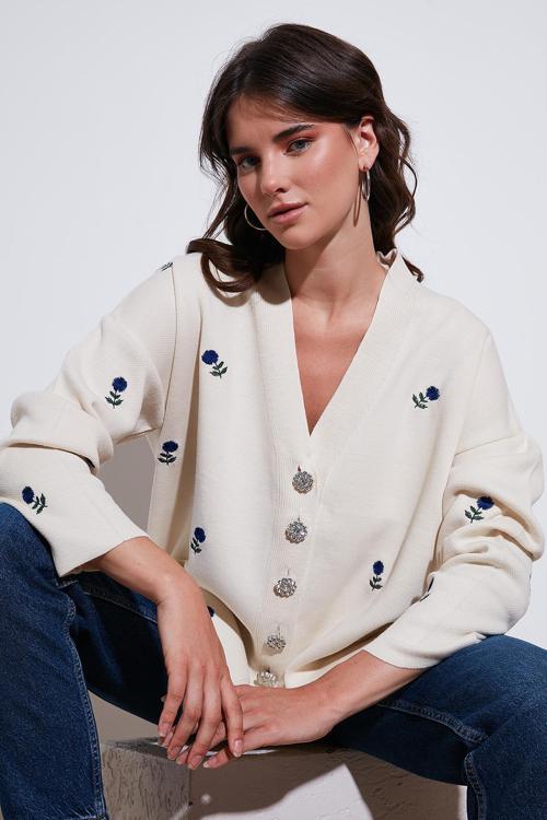 Oversize Fit Desenli V Yaka Triko Bayan Hırka 4616193 Krem-Saks