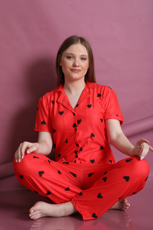 Kalpli Desenli Likralı Kadın Düğmeli Pijama Takım