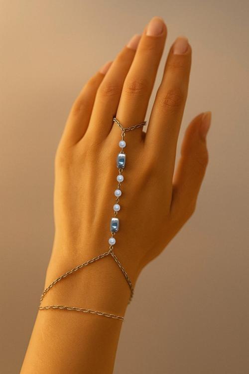 Gümüş Renk Kare Sıra İnci Çelik Şahmeran - 3551