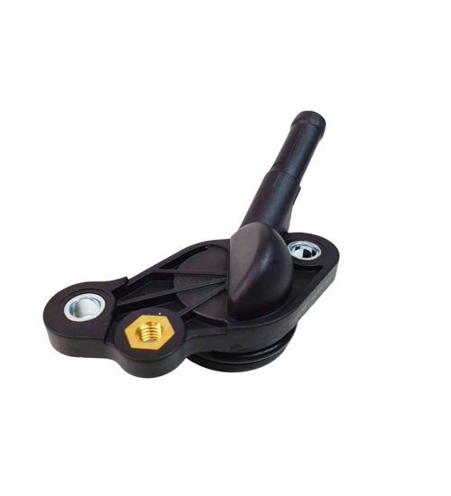 Volkswagen Passat B8 15 Sonrası Su Flanşı