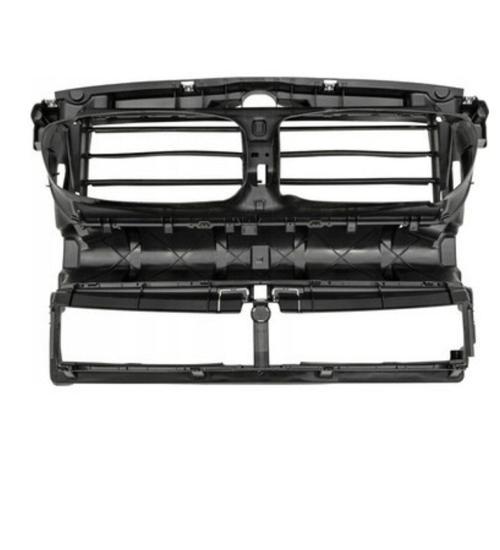 BMW F10 / F11 / F90 2010-2017 Ön Panel Hava Kanalı (Motor Delikli)