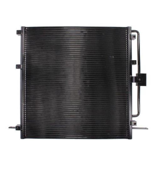 Range Rover 1994-2002 Klima Radyatörü MT-AT 562x551x30 mm