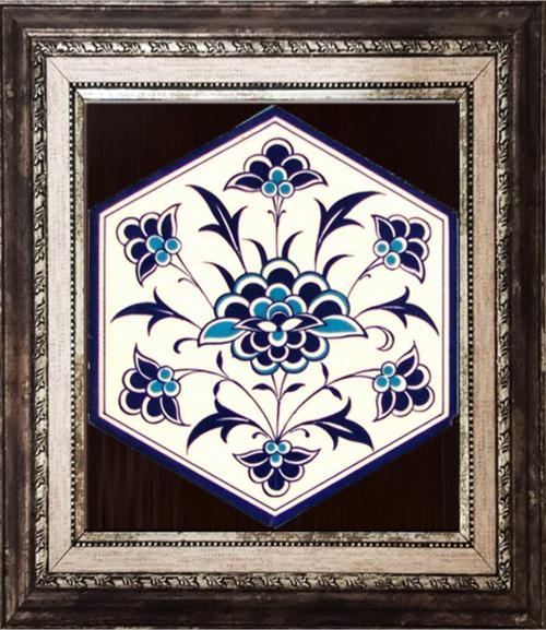 21x23 Cm Al 1 Iznik Rumi Desenli Altıgen Çini Pano