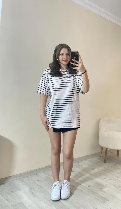 Bordo Çizgili Oversize Tişört