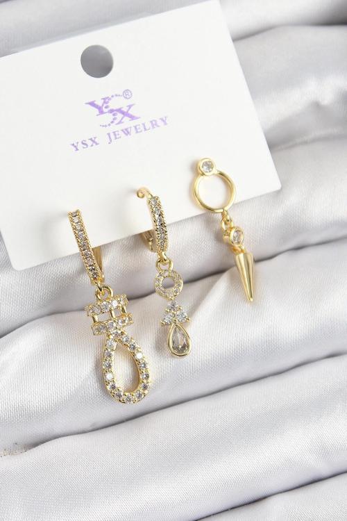 Pirinç Zİrkon Taşlı Sallantılı Model Gold Renk 3'lü Kadın Küpe