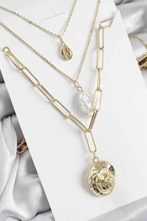 Pirinç Çoklu Zincirli İncili Deniz Kabuğu Model Gold Renk Kadın Kolye