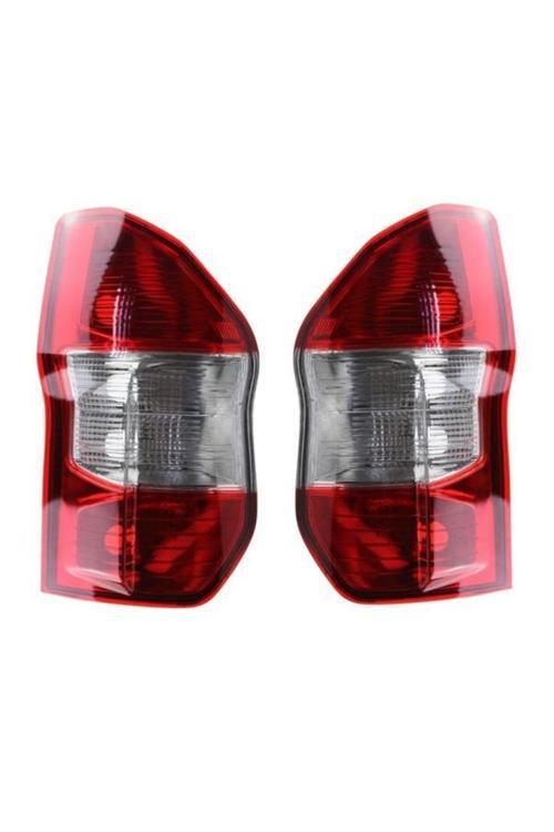 Ford Courier Sağ Sol Arka Far Stop Lambası 2014--2021