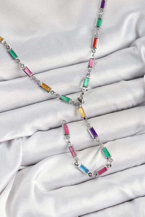 Pirinç Renkli Zirkon Taşlı Dikdörtgen Model Gümüş Renk Kadın Y Kolye