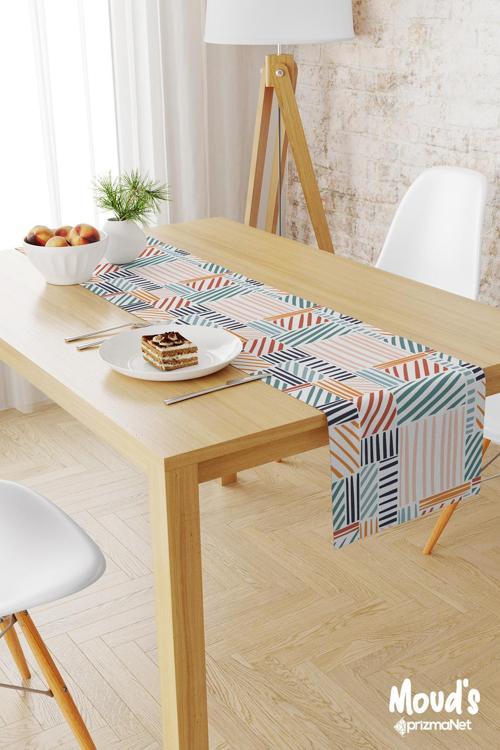 Renkli Çizgili Kare Desenli Baskılı Süet Runner Masa Örtüsü