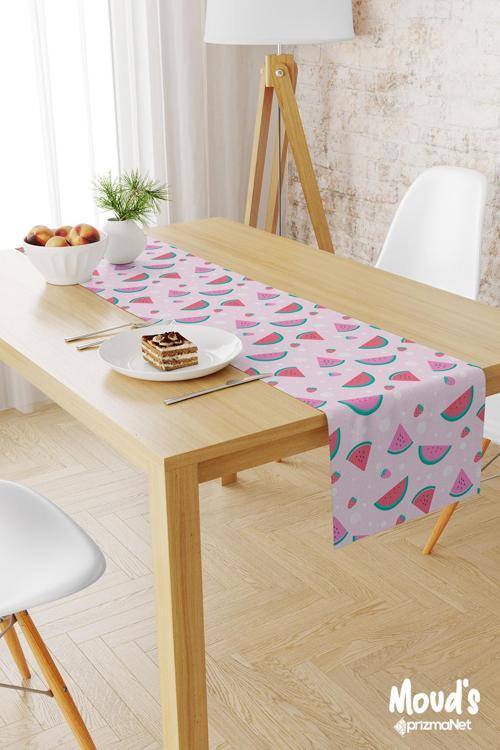 Pembe Karpuz Ve Çilek Desenli Baskılı Süet Runner Masa Örtüsü