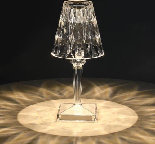 LW-4 Şarjlı Abajur Kristal Elmas Masa Lambası Dokunmatik Romantik Akrilik Led Gece Lambası